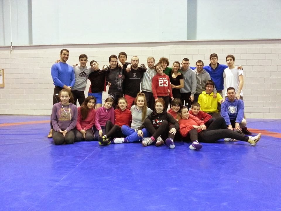 Buenos resultados de nuestros luchadores en el Campeonato de España Júnior